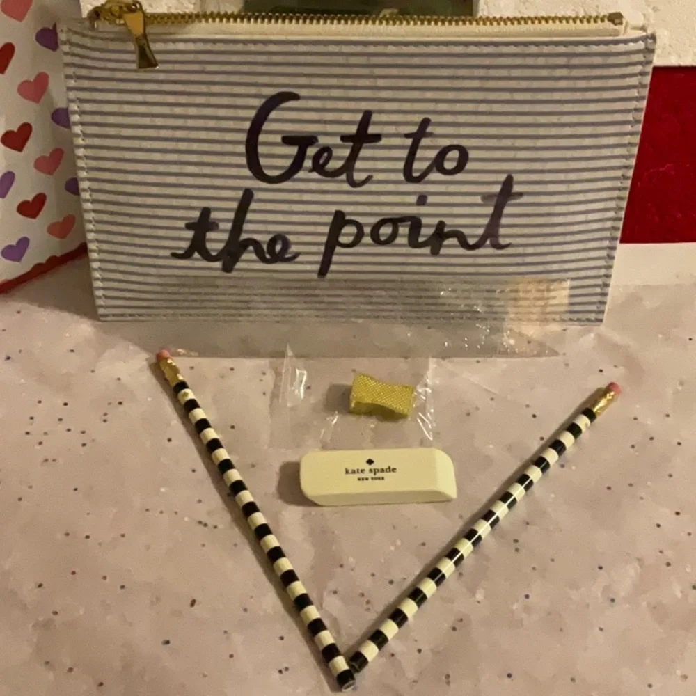 ✏️ KATE SPADE PENCIL POUCH ✏️ NWOT ✏️